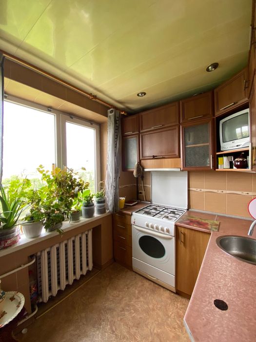 Продам 1-кімнатну квартиру Інгулець