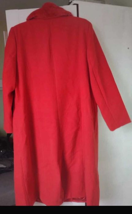 Czerwony płaszcz