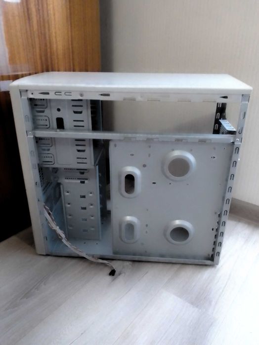 Продам корпус комп`ютера. Корпус компьютера. PC case. Cortex 917.