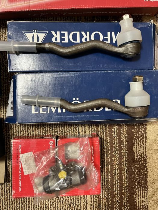 Запчастини до BMW E30