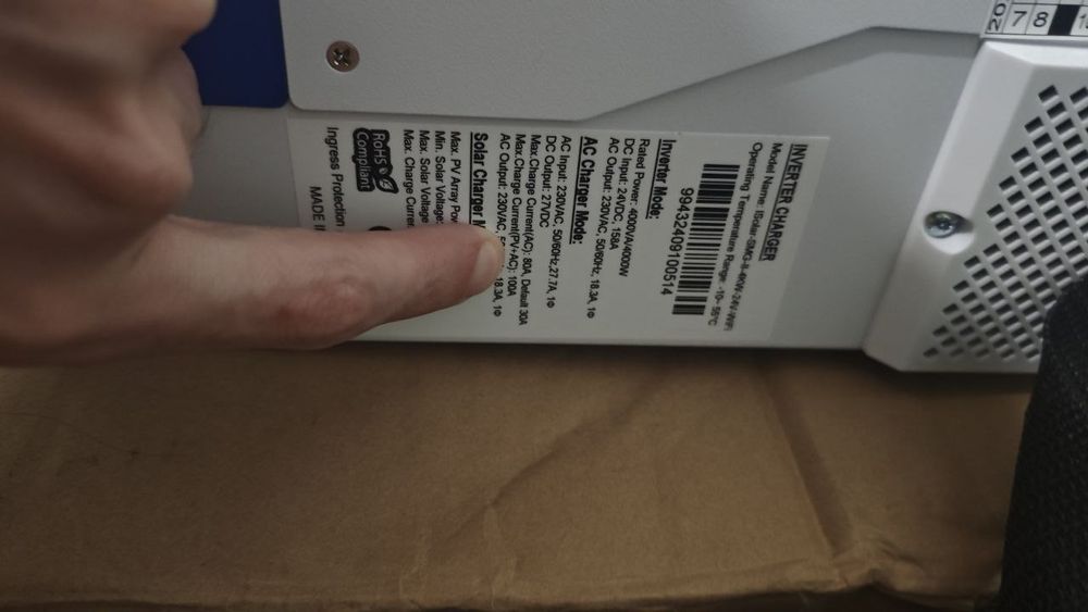 Гібридний сонячний інвертор EaSun iSolar SMG-II 4kva 24V 100A WiFi