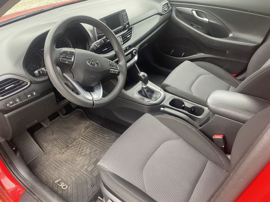 Hyundai i30 1.4 benzyna