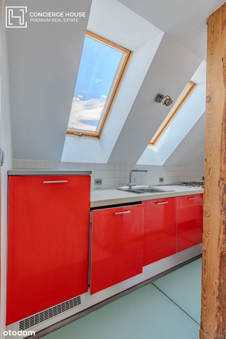 Wyjątkowy loft przy metrze Racławicka - poddasze