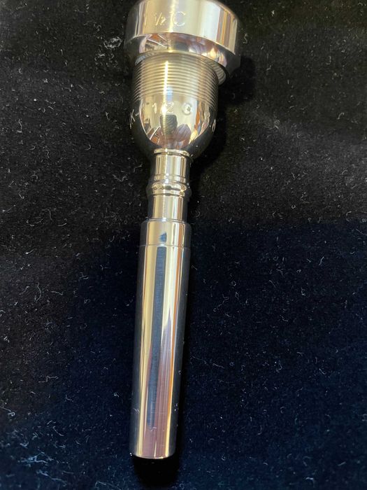 Bocal JK USA 1-1/2C throat 3.8, backbore A1, aro de rosca