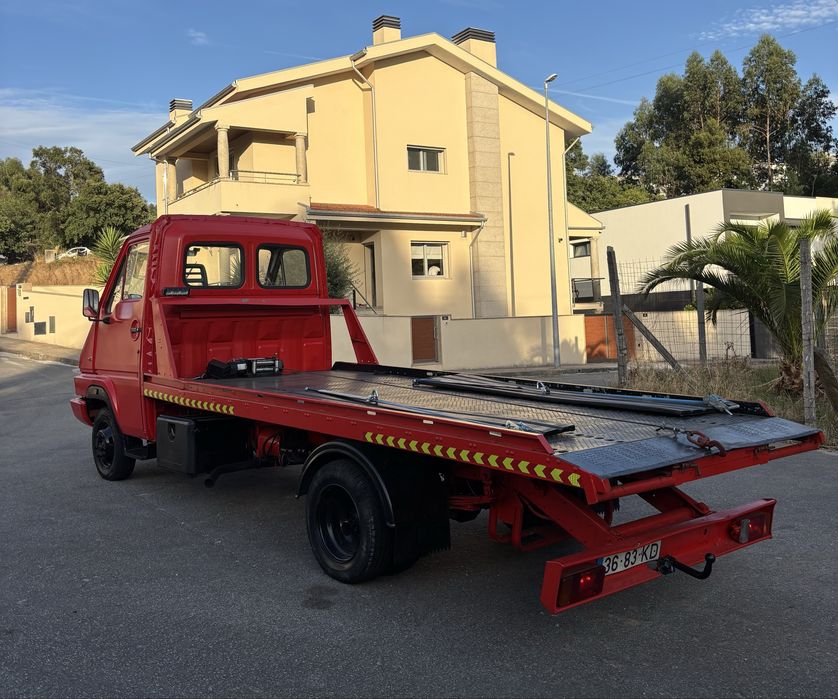 Pronto socorro Renault Master 2.5 TD Iveco