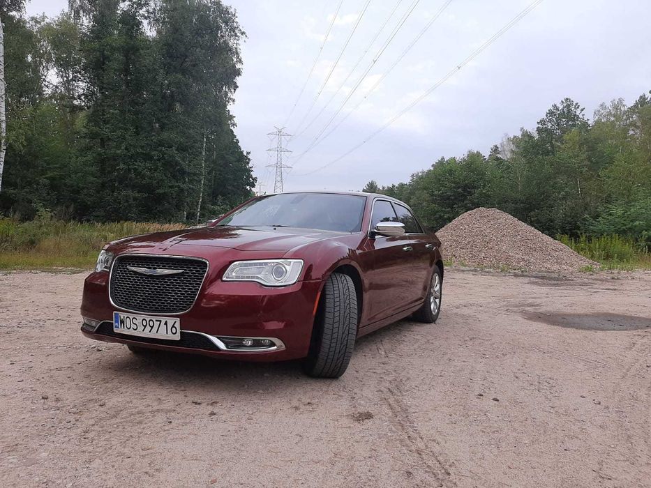 Sprzedam samochod osobowy chrysler 300