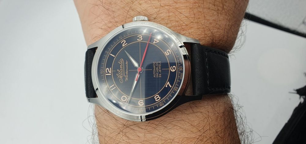 Atlantic Worldmaster Incabloc Automatic - 39 mm - szafir, skóra Swiss
