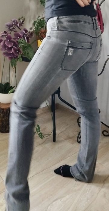 Mega jeansy mng biodrówki m