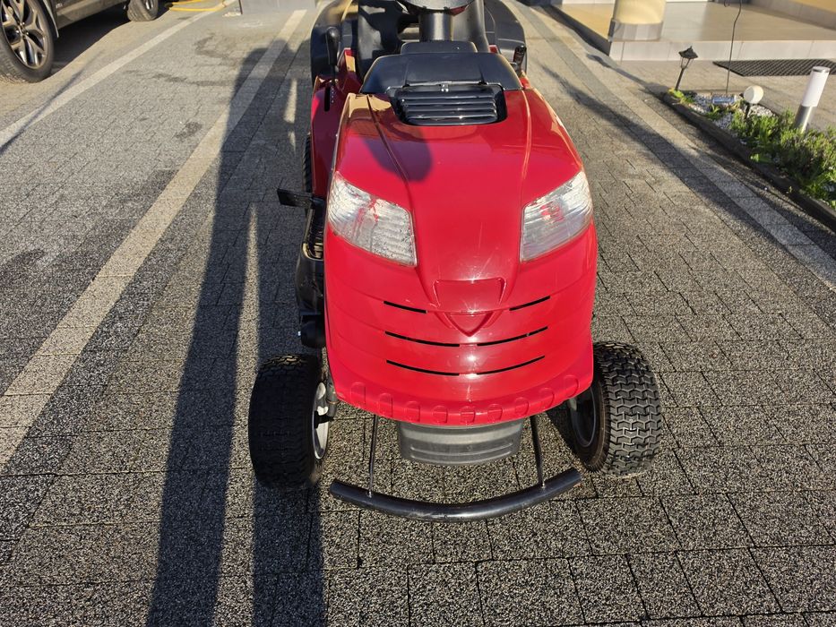 Traktorek Mountfield MTF 84M ST 350 z koszem 200 l 5,8 kW