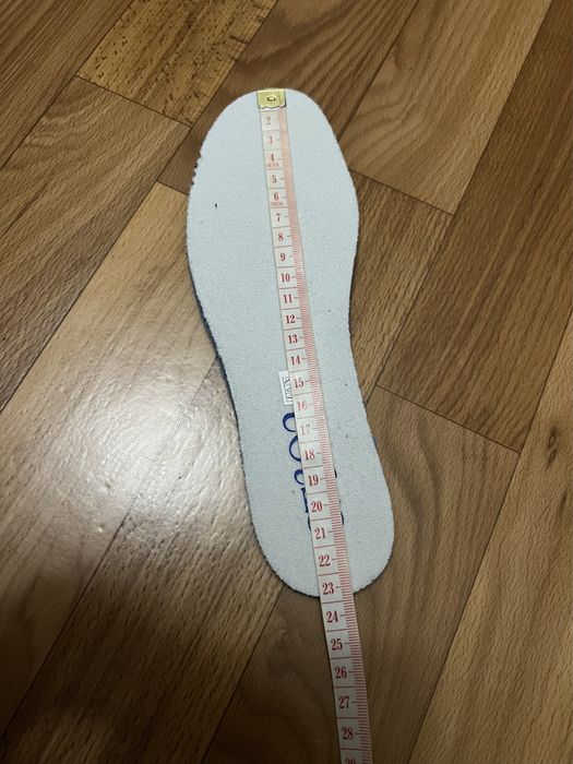 Жіночі кросівки new balance ct302,36р