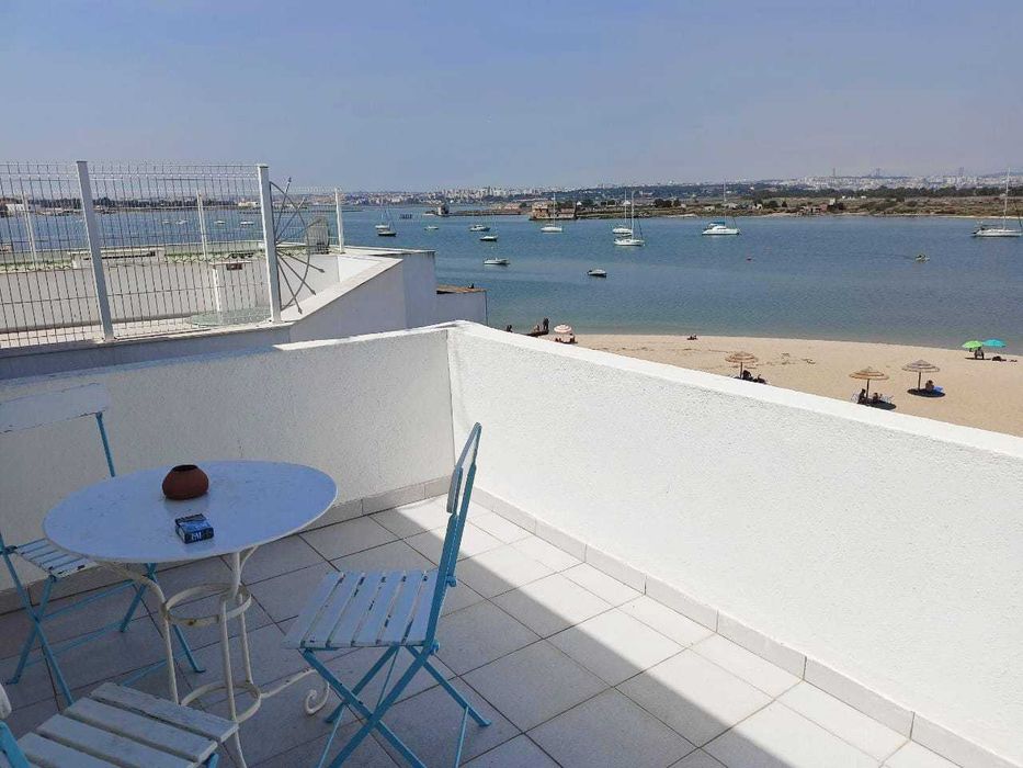 Casa para arrendar no Seixal, frente ao rio e a Lisboa