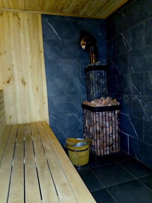 Здам Чан-Сауну з басейном.