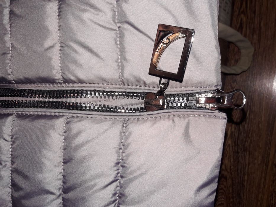 Курточка качественная, красивая