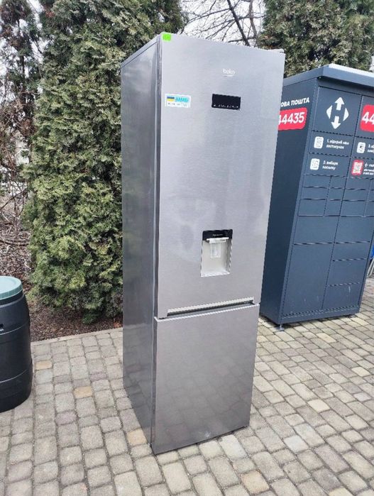 Продам Б/У Холодильник BEKO RCNA406E40ZXBN.2023 рік Інверторний.
