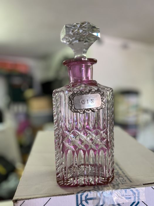 Several crystal bottles430581513758320641