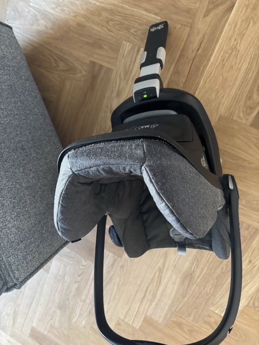 Maxi cosi cabriofix + baza