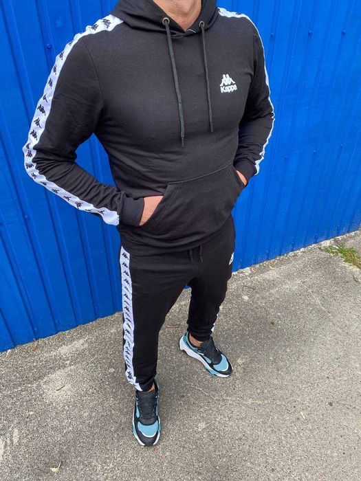 Спортивний чоловічий костюм Kappa