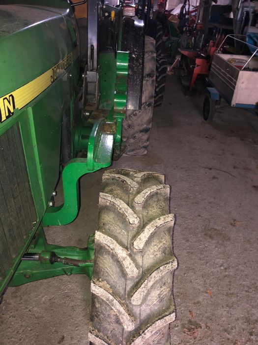 Montantes carregador frontal Jhon Deere