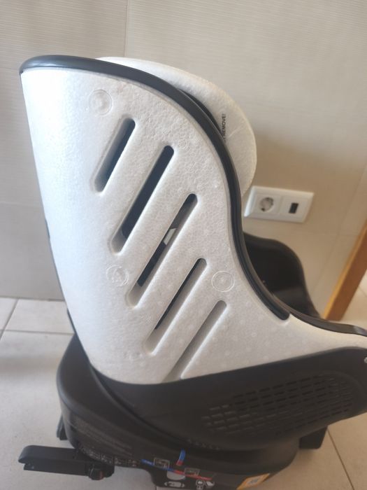 Cadeira auto Joie Spin 360⁰ (0-18 kg)