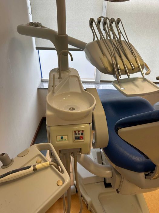 Cadeira Dentária completa