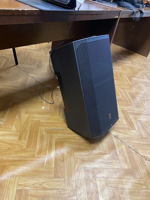 Electro voice EVERSE 8 12 Акумуляторна акустична система