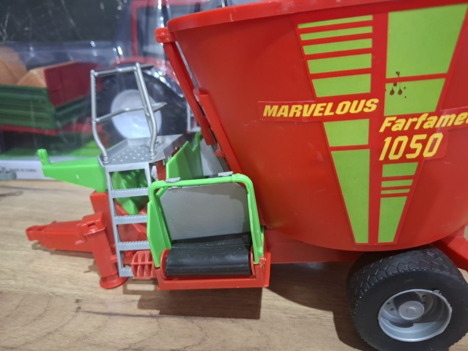 MEGA ZESTAW FARMERA NOWY Traktor + Przyczepa Konie i Wóz Paszowy