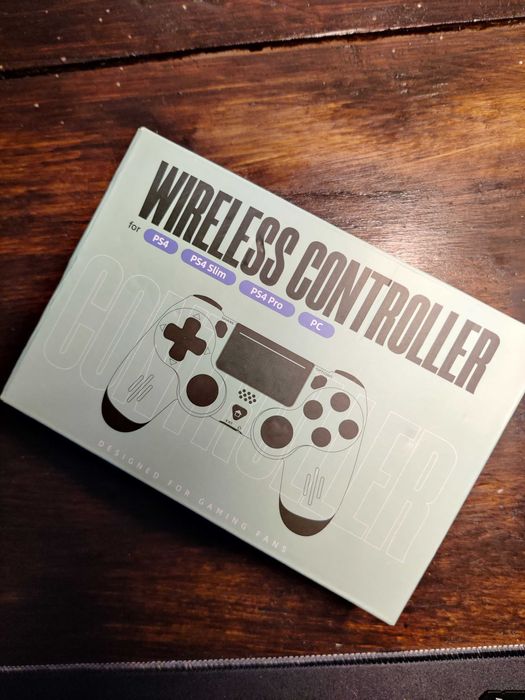 New and Sealed Controllers for PlayStation 4/Android/PC64564111472386123