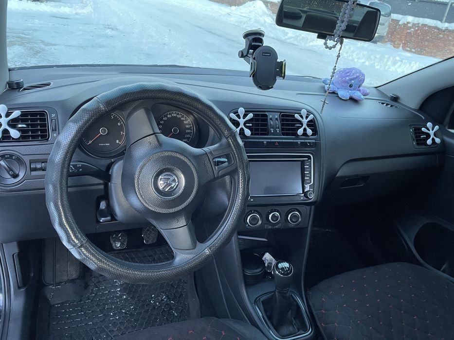 Volkswagen Polo Sedan