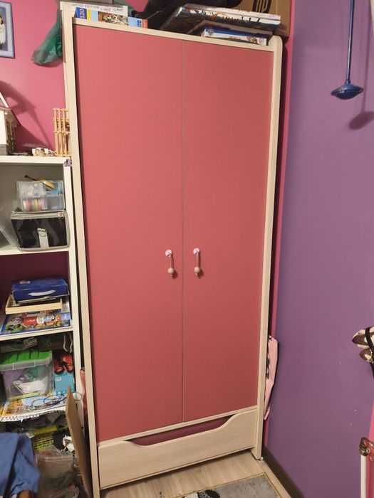 Szafa do pokoju dziecięcego