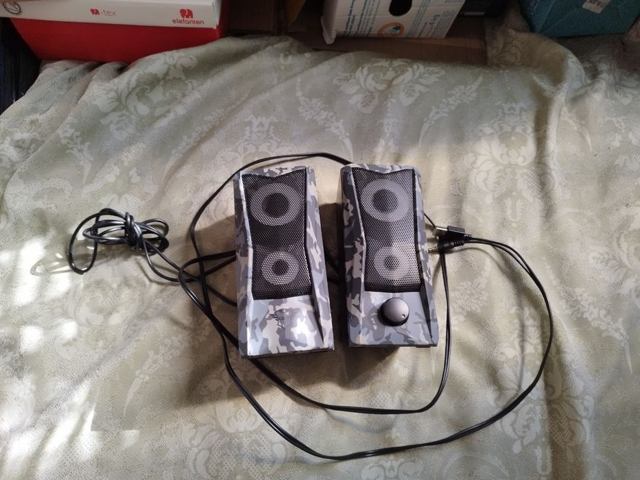 Fajne głośniczki Trust do PC / laptopa