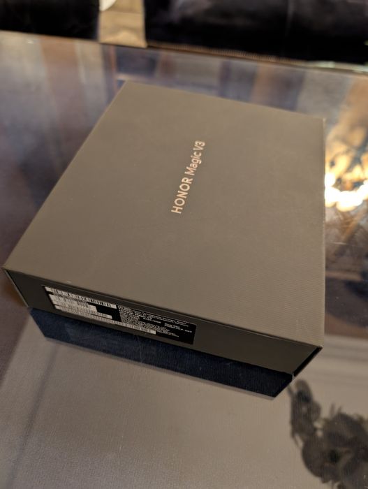 Honor Magic V3 (dobrável)