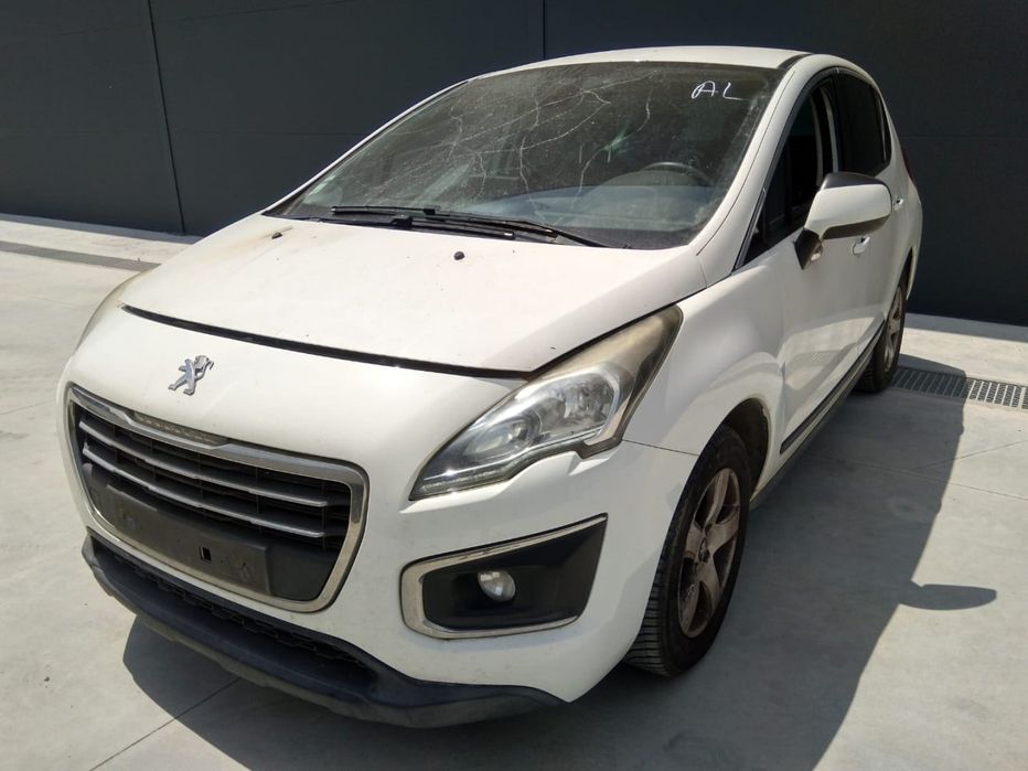 PEUGEOT 3008 I Veículo multiuso - 2013 - Para Peças