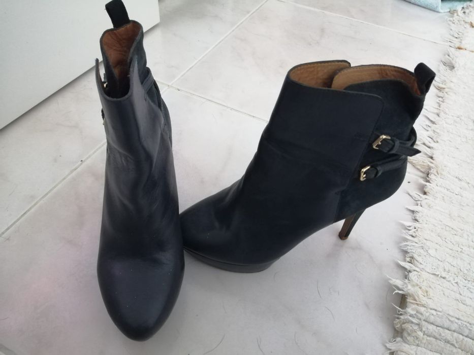 Botins Azuis em Pele Tam 40