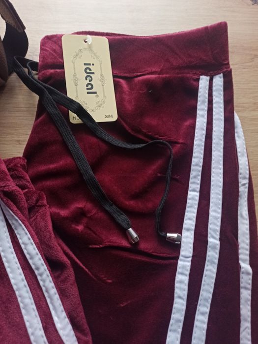 Spodnie dresowe damskie welur lampasy winko