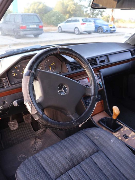 Mercedes e200 Kms-275.000kms Ano 1992