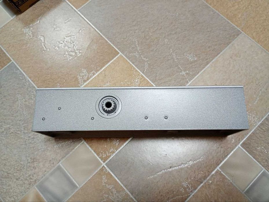 Доводчик GEZE TS 2000