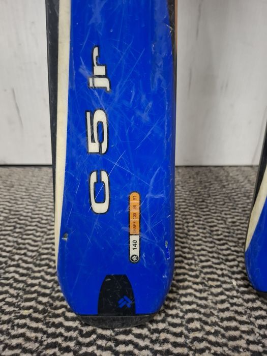 Juniorskie narty zjazdowe dlugosc 140cm