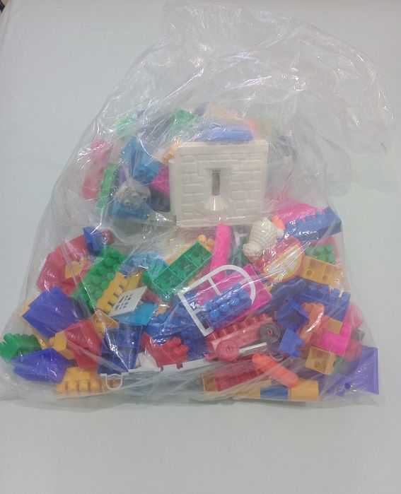 Конструктор Технок и Лего дупло смешанный.