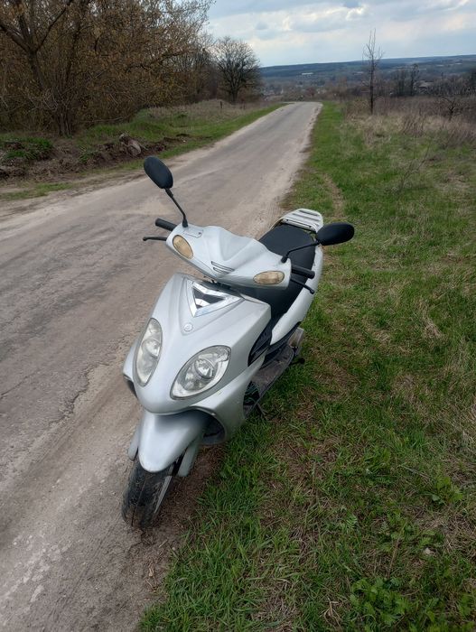 Скутер flybo fb 150t