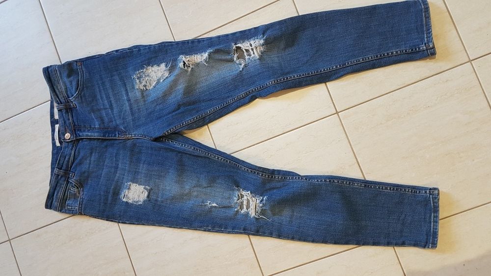 Jeansy high waist fit rozmiar 38 Srradivarius