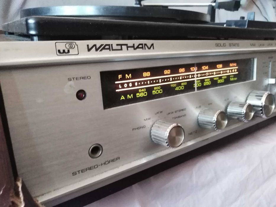 Gramofon amplituner Weltham jeden z kanałów nie działa