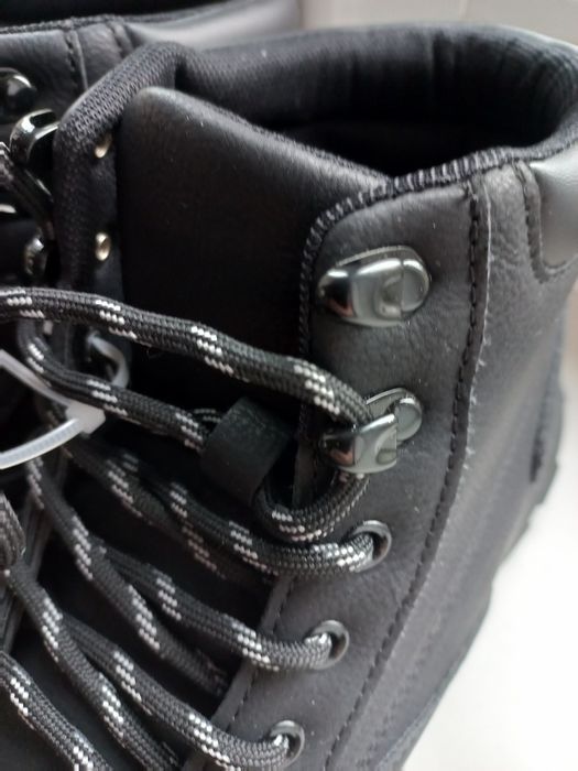 Buty męskie 43 styl trekkingowyczarne  sznurowane