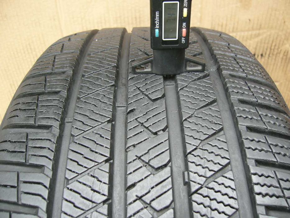 1 szt. Vredestein Quatrac Pro 255/45 R19 104Y XL 7,4mm