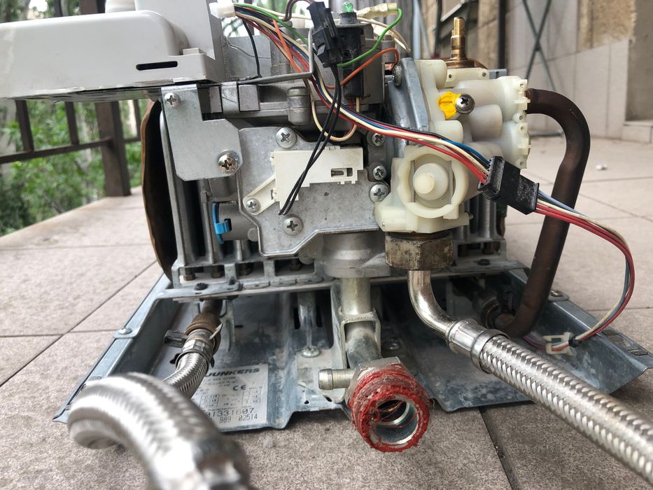 Газова колонка JUNKERS