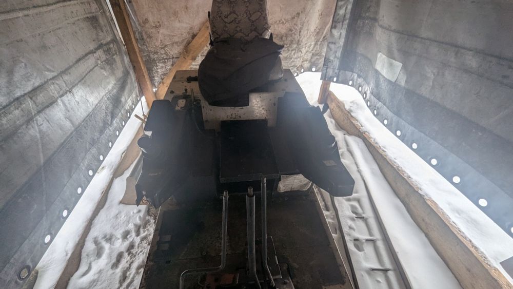 Міні екскаватор BOB-CAT X220