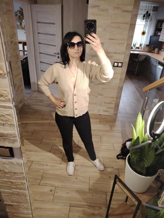 Piękny kardigan damski SML