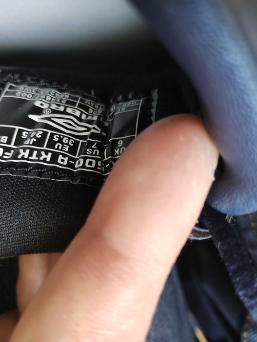 Buty piłkarskie Umbro x-500 korki do gry w piłkę nożną skórzane 39,5