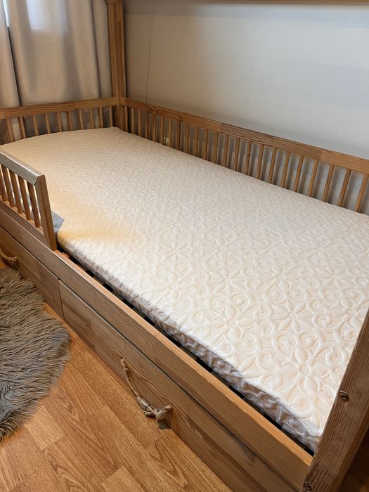 Łóżko domek Luletto Pioli Plus z szufladami 180 x 90 materac