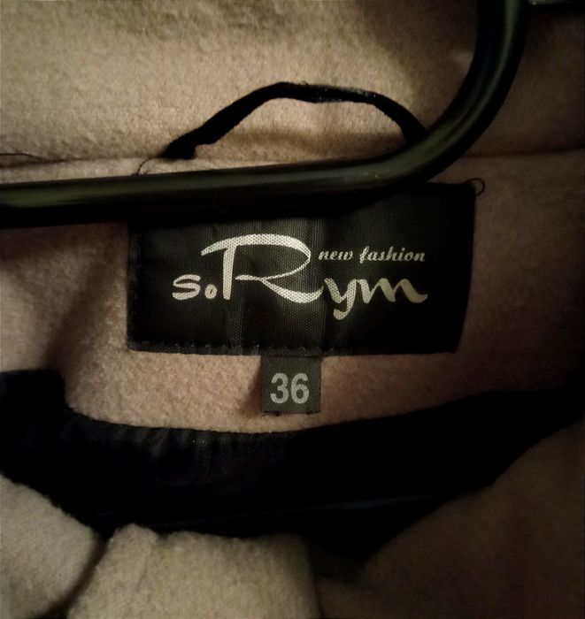 Płaszcz damski z kapturem 36