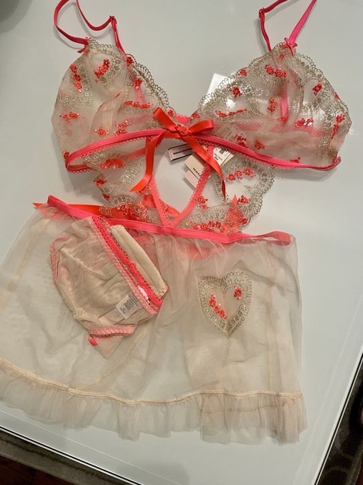 Piękna haleczka od Victoria’s Secret M